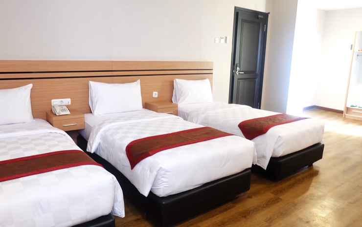 Syariah Radho Hotel Malang - FAMILY TRIPLE ROOM
