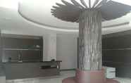 Lobi 4 Skyward Hotel