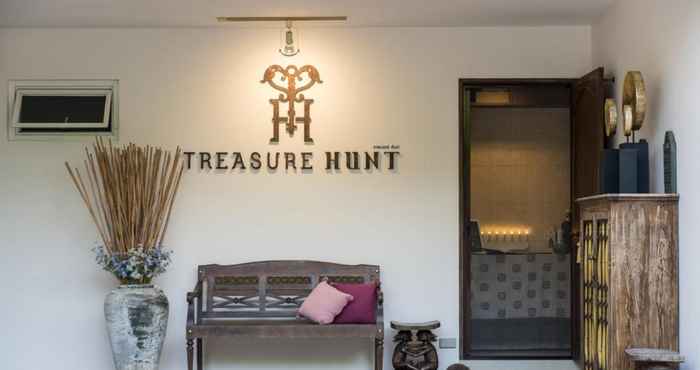 Lobby Treasure Hunt