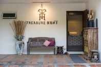 Lobby Treasure Hunt