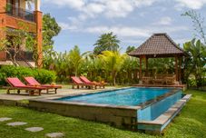 Swimming Pool Buah Nagasari Cottage