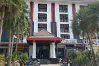 Bangunan Thanarom Place