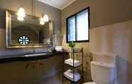 Toilet Kamar 2 Straits Hill Villaku