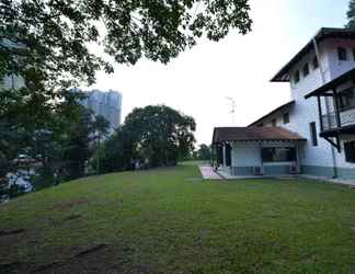 Exterior 2 Straits Hill Villaku