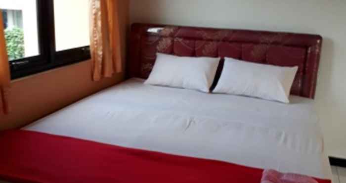 Kamar Tidur Clean Room at Guesthouse Menur