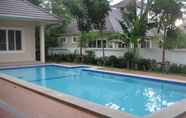 Swimming Pool 5 Pattaya Longstay Village