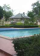 SWIMMING_POOL Pattaya Longstay Village