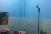 ห้องน้ำภายในห้อง Truc Mai Guesthouse Pleiku