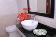 In-room Bathroom Chariot Hotel