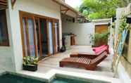 Kolam Renang 7 KeRensia Private Pool Villas