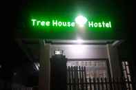 ภายนอกอาคาร Tree House Hostel