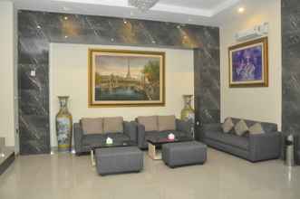 Lobi 4 Penthouse Hotel