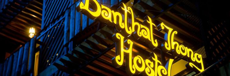 Lobby Banthat Thong Hostel