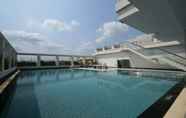 Swimming Pool 7 Kantary Hotel and Serviced Apartments, Kabinburi