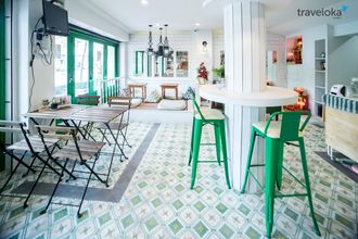 Lobi 4 Ratana Boutique Hostel 