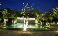 Swimming Pool 7 Trumbu Nusa Hotel