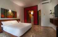 Bilik Tidur 6 Trumbu Nusa Hotel