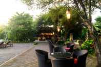 Common Space Trumbu Nusa Hotel