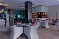 Bar, Kafe, dan Lounge Nagoya Hill Hotel