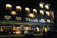 Bangunan Grand Mega Hotel