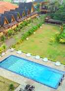 SWIMMING_POOL Alun Alun Gumati Resort