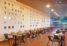 Restaurant 6 Hotel Grand Papua Sentani