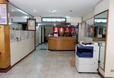 Lobby 2 Business Inn At Sukhumvit 11 By Hjz