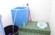 Toilet Kamar 3 Zafir Guest House