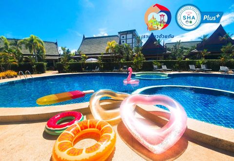 Swimming Pool Airport Resort Phuket