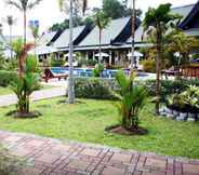 ภายนอกอาคาร 6 Airport Resort Phuket