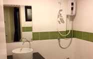 Toilet Kamar 5 JJW House 