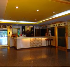 로비 4 Pohseen Grand Palace