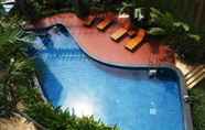 Kolam Renang 5 Phuket Ecozy Hotel