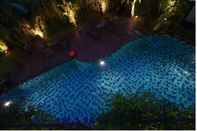 Swimming Pool Phuket Botanic Resort