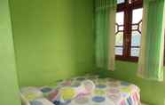 Bedroom 4 Wisma Melati Waingapu