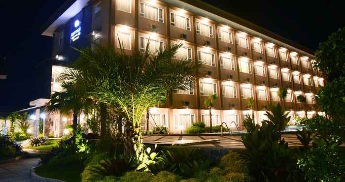 Exterior Mexolie Hotel Kebumen