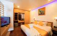 Kamar Tidur 2 Cherry Hotel Hue