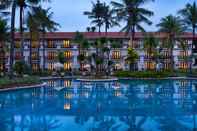 Swimming Pool Sheraton Lampung Hotel