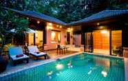 Swimming Pool 3 Korsiri Premium Villas Panwa
