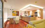 Bilik Tidur 4 The Nchantra Pool Suite Residences