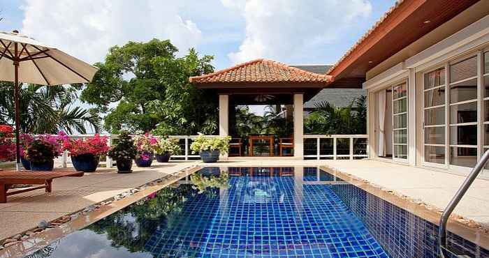 ล็อบบี้ Ruedi Villa - 2 Plus 1 Bed Holiday Home with Pool at Kata Beach Phuket