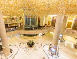 Lobby 2 Wyndham Surabaya