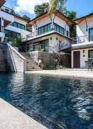 LOBBY Nirano Villa 12 - Opulent 1 Bed Rental in the Heart of Phuket