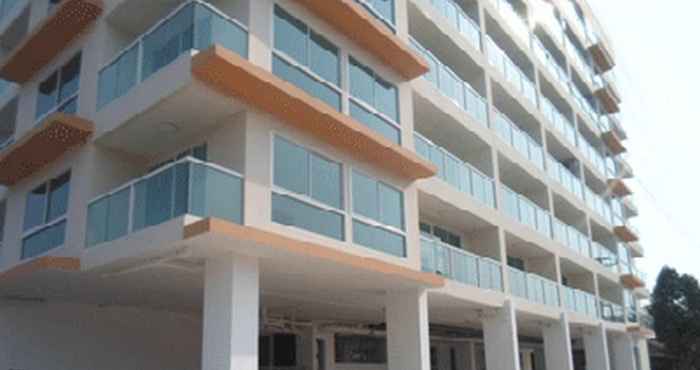 Lobi Bangsare Beach Condo