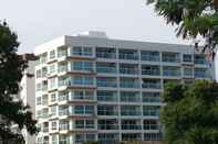 ภายนอกอาคาร Bangsare Beach Condo