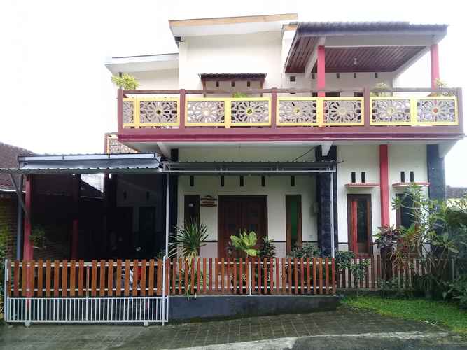 Homestay Syariah Cempaka Three Bedroom Malang Harga Hotel Terbaru Di Traveloka