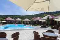 Swimming Pool Gold Coast Resort Phu Quoc