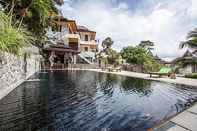 สระว่ายน้ำ Nirano Villa 22 - Modern Rustic 2 Bed Phuket Home in Kathu