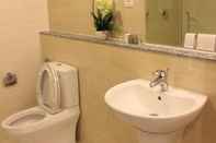 Toilet Kamar An Phu Plaza Serviced Apartment 