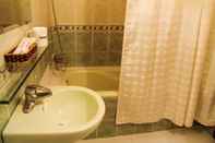 In-room Bathroom Home Hotel Hue